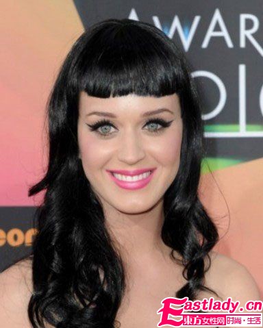 惊艳又潮流 明星示范9款抢眼派对妆