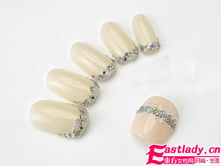 极致唯美 9款水晶清凉美甲