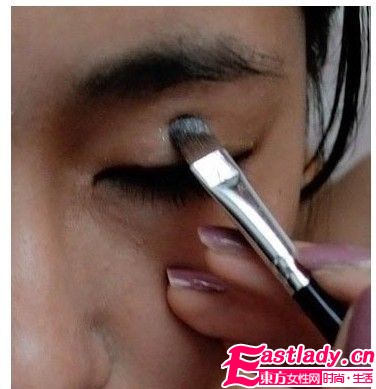 不做平凡女 化身AngelBaby蜜糖妆