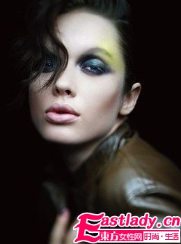 时尚回潮 明星独到 眼 色解读