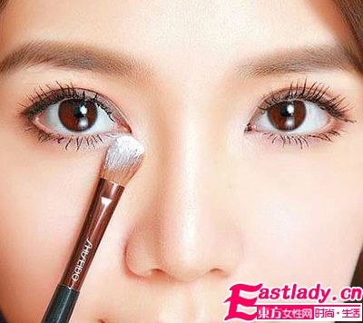 无暇红润 七色蜜粉打造[3D]妆容