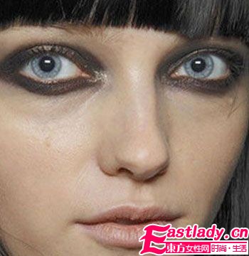 彩妆狂潮 2010秋冬玩转[眼]花样