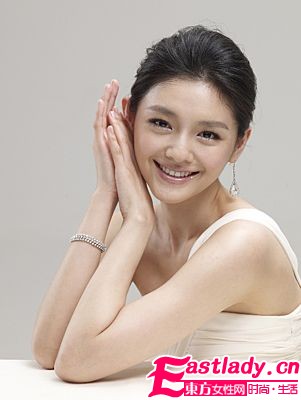 明星示范 不同脸型的腮红画法