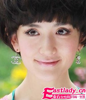 熟女装嫩 娱乐圈御姐卖萌谁最会 妆 (组图)