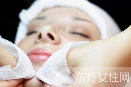 一定要警惕的卸妆七大误区 洗脸不等于卸妆