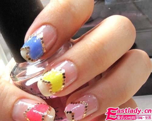 华美武装指尖 童趣Bling美甲DIY