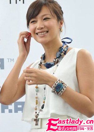 徐静蕾护肤法完成12年蜕变