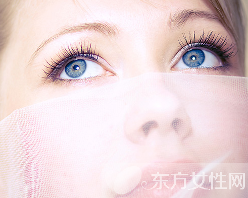 眼霜什么时候用 5大要点需注意