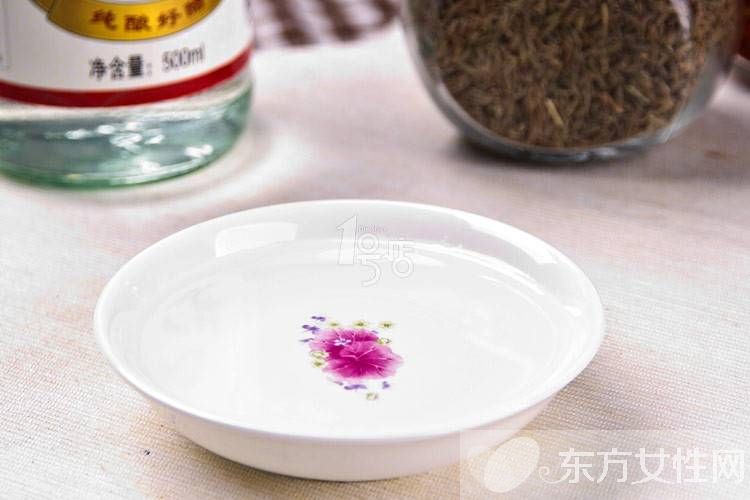 白醋祛斑的4小窍门 白醋洗脸有什么好处