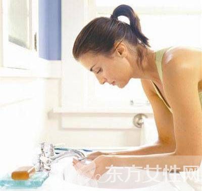 能用醋洗脸吗 白醋洗脸的副作用你也要知