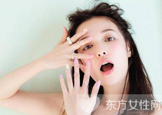 想要皮肤好 睡前护肤就得这样做