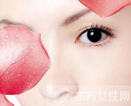 眼霜的作用是什么 教你眼霜的正确使用方式