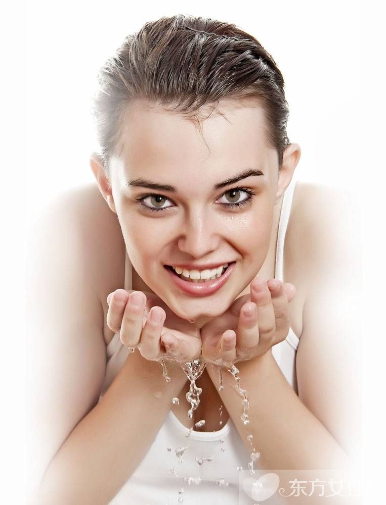 洗面奶和洁面乳的区别 女生该如何选择洗面奶