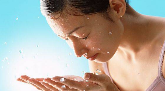 怎样才能收缩毛孔 收缩毛孔最好的方法在这里