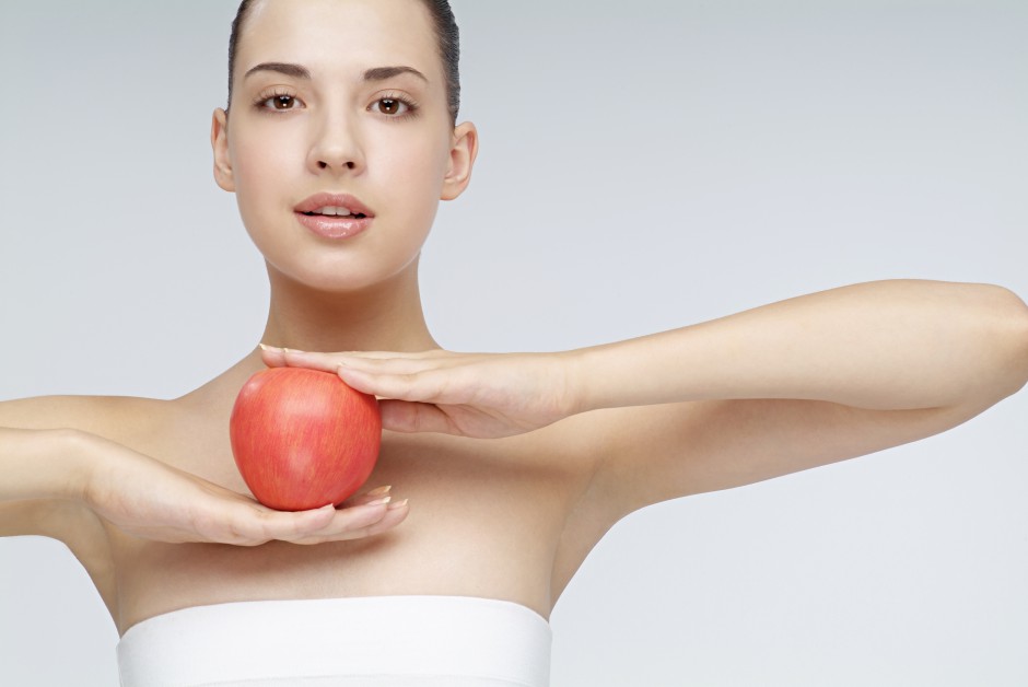 5个眼部去皱小诀窍 让你肌肤不止年轻十岁