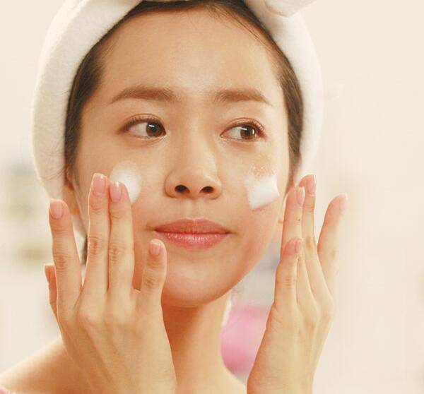 果酸换肤的作用与危害 浓度过高会毁容