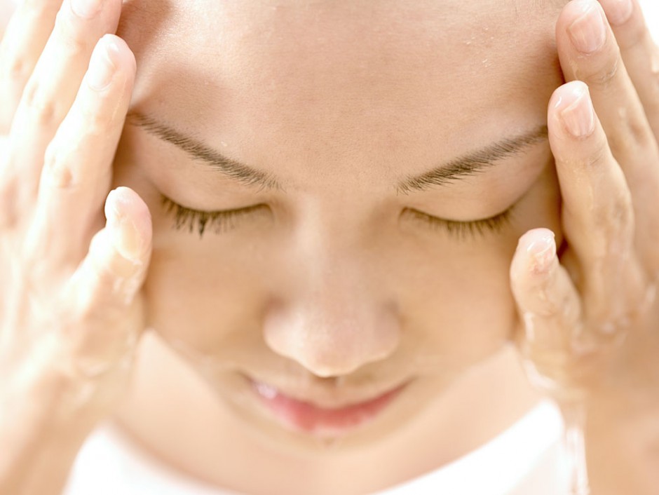 如何快速祛痘6个小窍门 简单轻松去无痕