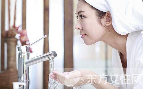能用醋洗脸吗 白醋洗脸的副作用你也要知