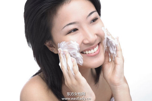 夏天如何护肤  7个方法让你养出好肌肤