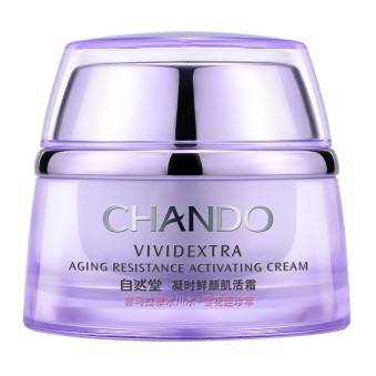  小雪 初降 为肌肤披上轻柔 睡衣 享受休眠一刻