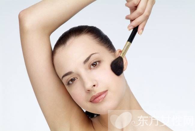 经常去角质好吗 去角质的好处与坏处有哪些