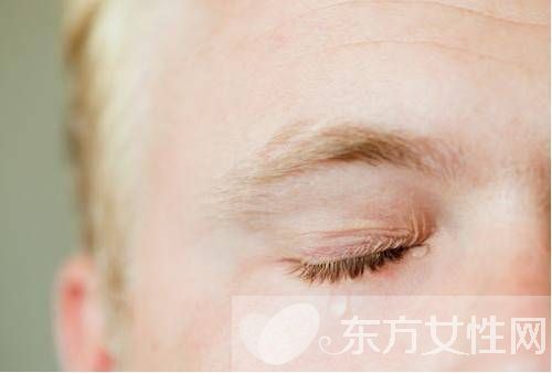 怎样消除眉间皱纹 四大方法任你选择