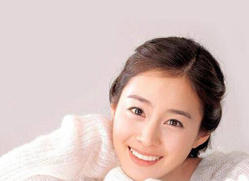 揭密脸上起皮五大原因 四招缓解皮肤干燥