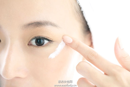 裸妆需要哪些化妆品 简单五步骤让你轻松学会