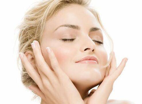 脸颊两侧长斑的原因 2个小窍门教你如何祛斑