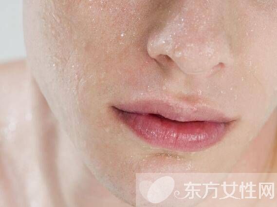 男生脸上出油怎么办 这些控油方法简直太神奇了