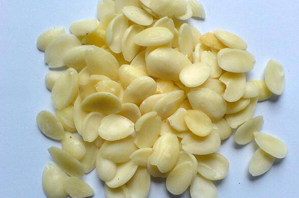 自制去痘印面膜 轻松去痘印还能美白哟