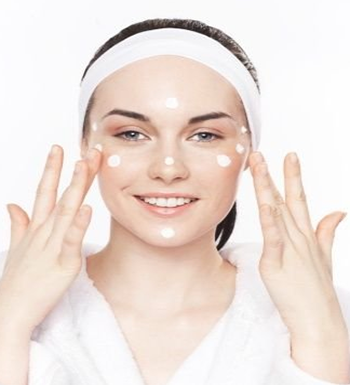 混合性皮肤如何护理  7步护理保持水嫩肌肤