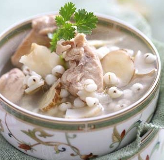 女性冬季必喝中医养生美容汤