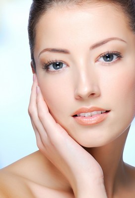 面瘫的原因 不容小觑的美容杀手