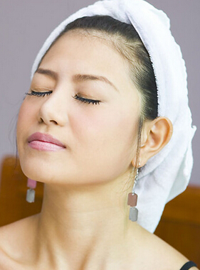 皮肤保湿 空调房里的保湿绝招