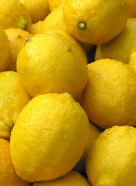 吃什么水果对皮肤好 春季8种美白护肤水果