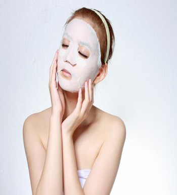 油性皮肤产生的原因  油性皮肤如何护理