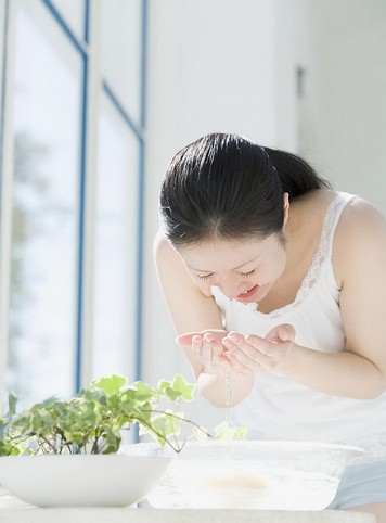 美容护肤 月经期间的护肤美容方案