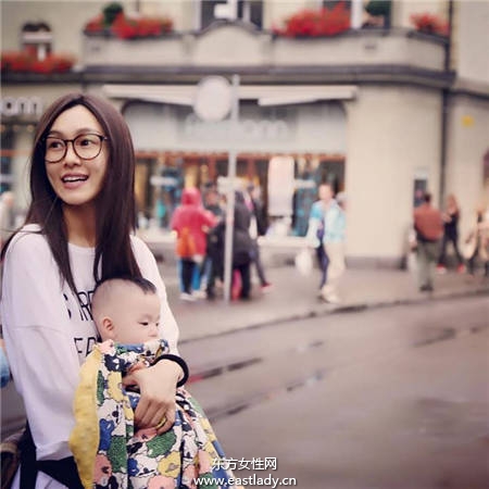 当妈还是美得像少女的明星们