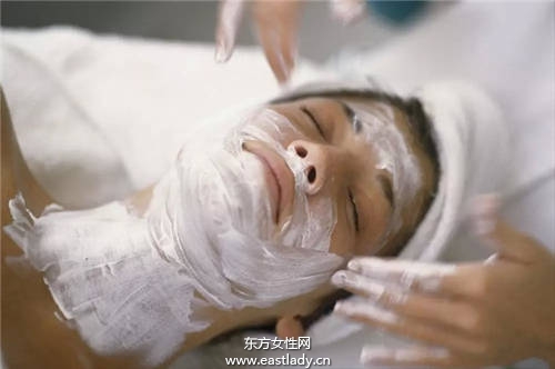 黑头粉刺千万不能挤 这样去黑头 让你摆脱 草莓鼻