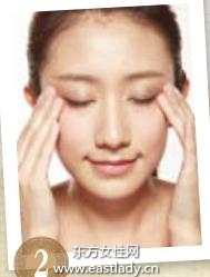 按摩让敷面膜更有效