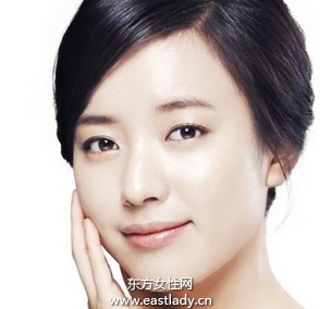 正确去角质恢复皮肤弹性