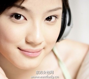 击退黑眼圈 做性感女人