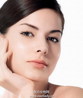 4个简单方法轻松除去小皱纹