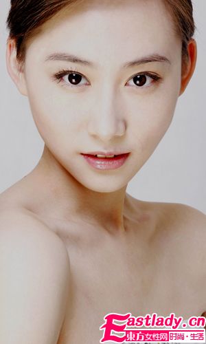 夏日美白护肤教程打造白嫩肌肤