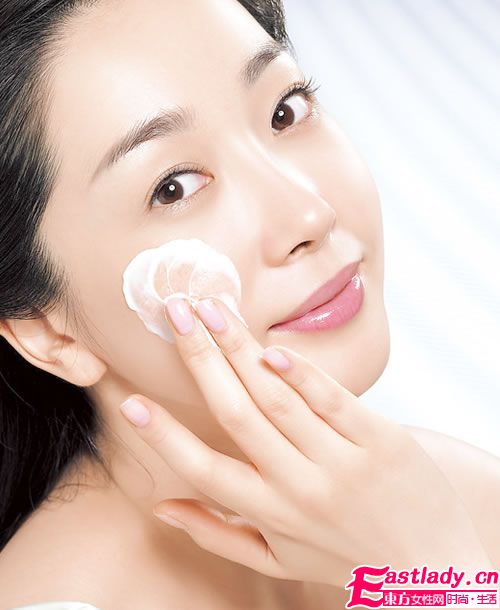 洁面陷阱 泡沫洁面品是肌肤健康杀手