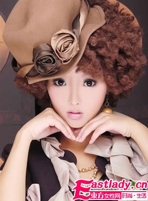 明眸动人 秋季排毒祛黑眼圈妙招