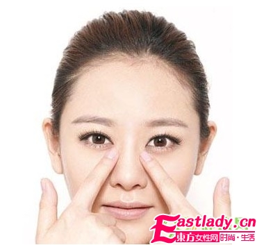 8个妙招去除晨起浮肿脸