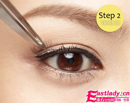 单束假睫毛的使用技巧