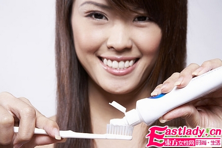 怎么快速美白牙齿 5妙招